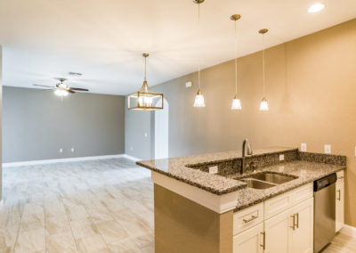 Dining Bar Area - Lunn Landings - Luxury Town Homes - Lakeland, FL