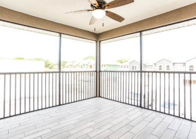 Spacious Second Story Porch - Lunn Landings - Luxury Town Homes - Lakeland, FL